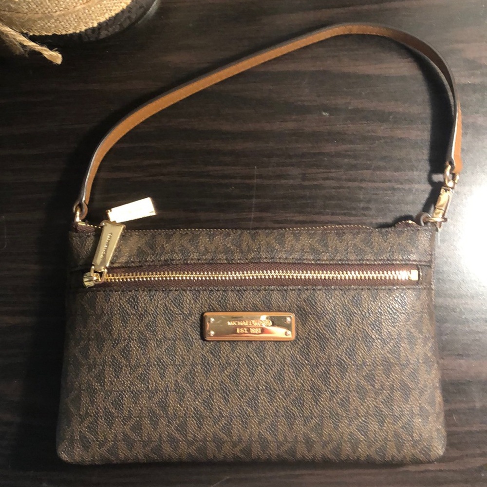 Michael Kors Wallet/Purse - Picture 1 of 4